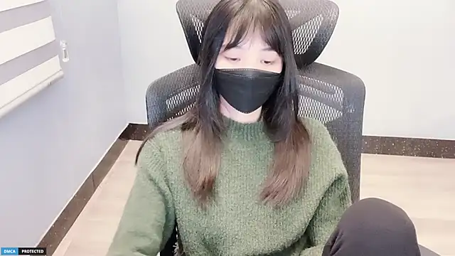 Snapshot of Ayase_momo chatting on December 29, 2024, 8:26 pm Ayase momo online show from December 29, 2024, 8:26 pm