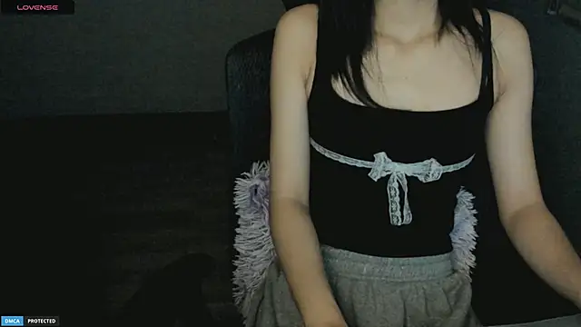 Snapshot of Ayase_momo chatting on March 9, 2025, 6:43 pm Ayase momo online show from March 9, 2025, 6:43 pm