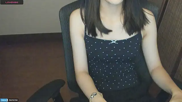Snapshot of Ayase_momo chatting on June 9, 2026, 9:15 pm Ayase momo online show from June 9, 2026, 9:15 pm