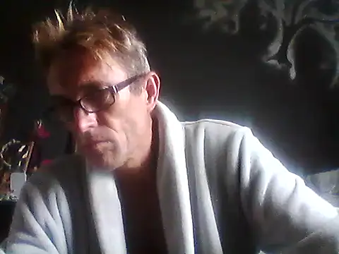 xykenrahxh online show from January 21, 2025, 9:24 am