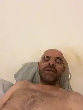 Snapshot of slim1976006 chatting on April 29, 2026, 11:11 pm slim1976006 online show from April 29, 2026, 11:11 pm