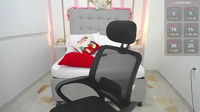 Anthonela love  online show from December 16, 2024, 9:31 pm