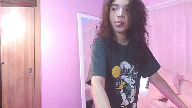 Sweetcristin online show from July 10, 2026, 1:32 am