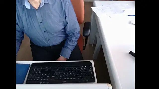 dutchpornking online show from January 7, 2026, 9:01 am