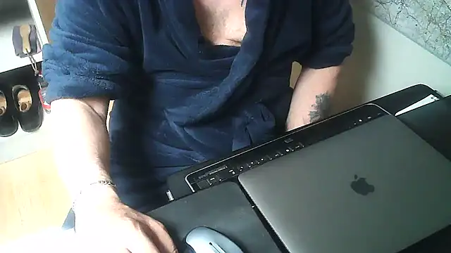 DUDURAxh online show from March 22, 2026, 10:29 am