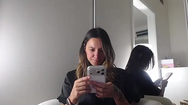 KaylaHosk online show from February 11, 2026, 4:23 pm