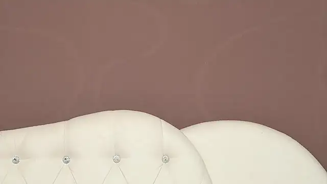 BustyMadison online show from January 22, 2025, 9:35 am