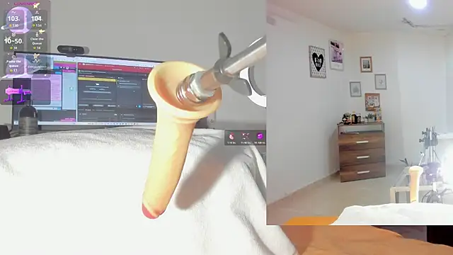 sofi velez online show from October 19, 2025, 5:24 pm