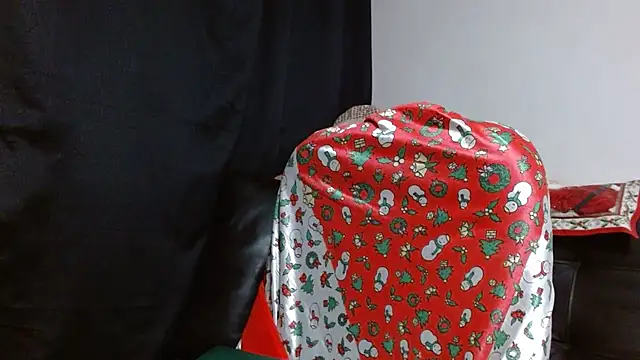 Snapshot of AnnyelinnaLove chatting on December 28, 2024, 7:22 am AnnyelinnaLove online show from December 28, 2024, 7:22 am