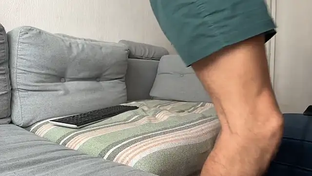 kevin-park online show from April 15, 2026, 2:24 pm