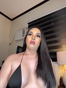 Snapshot of MISSANACONDA chatting on January 30, 2025, 3:33 am MISSANACONDA online show from January 30, 2025, 3:33 am