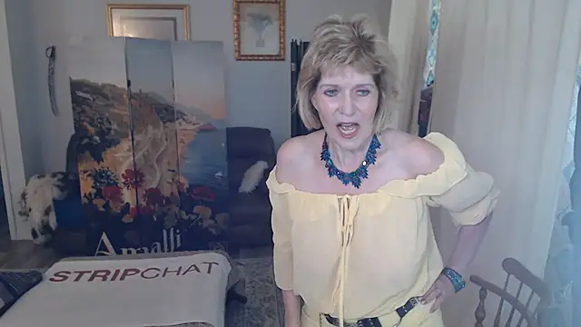 Snapshot of SindeeDix chatting on June 6, 2026, 2:00 pm SindeeDix online show from June 6, 2026, 2:00 pm