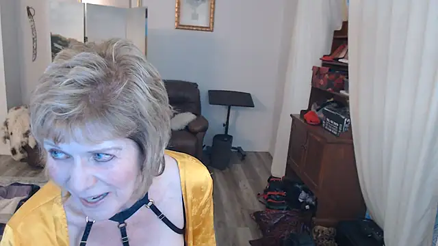 Snapshot of SindeeDix chatting on July 10, 2026, 11:07 pm SindeeDix online show from July 10, 2026, 11:07 pm