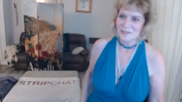 Snapshot of SindeeDix chatting on July 11, 2026, 5:04 pm SindeeDix online show from July 11, 2026, 5:04 pm