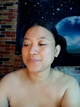 Urchanel online show from April 18, 2026, 5:22 am