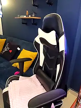 Snapshot of jnilu1227 chatting on February 4, 2025, 1:16 pm jnilu1227 online show from February 4, 2025, 1:16 pm