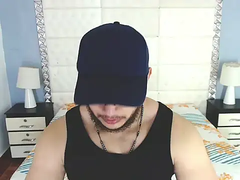 WilliamJhons online show from March 14, 2025, 9:21 pm