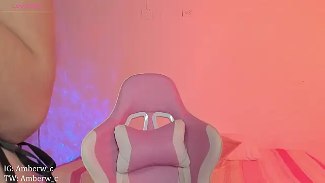 Snapshot of Ambeerouse chatting on February 10, 2025, 1:14 am Ambeerouse online show from February 10, 2025, 1:14 am