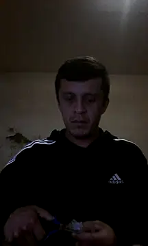 landy20cm online show from December 5, 2024, 4:20 am