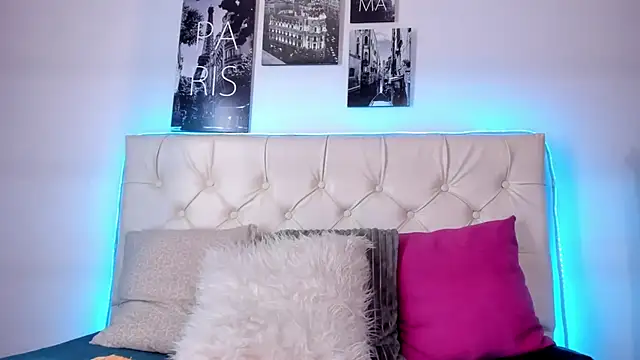 Amaia Daniells online show from December 27, 2024, 7:18 am