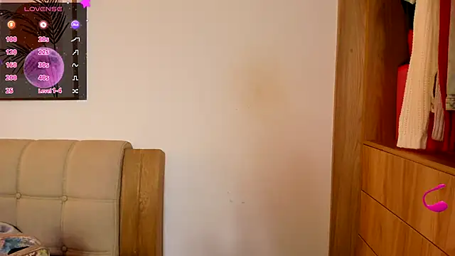 Ash milk online show from March 14, 2026, 3:17 pm