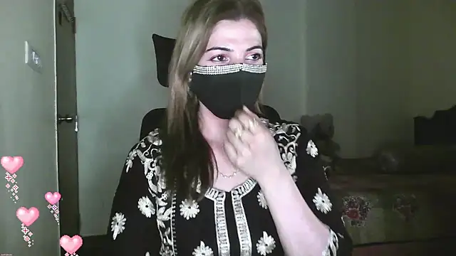 Snapshot of Cute_Sonii chatting on June 6, 2026, 1:38 pm Cute Sonii online show from June 6, 2026, 1:38 pm