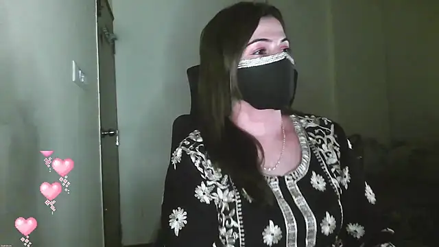 Snapshot of Cute_Sonii chatting on August 5, 2026, 11:24 am Cute Sonii online show from August 5, 2026, 11:24 am