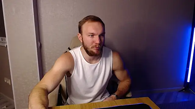 Toress1 online show from February 9, 2025, 6:05 pm