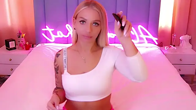 AllwaysHotJ online show from January 30, 2025, 6:24 am