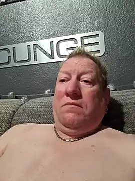 tomtom111111 online show from December 15, 2024, 1:02 am