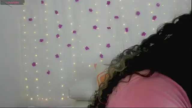 moana taylor online show from October 3, 2025, 10:56 am