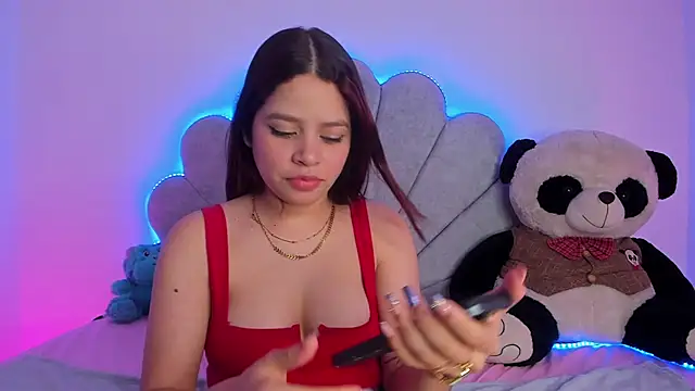 EmmaClarck online show from February 19, 2025, 11:46 pm