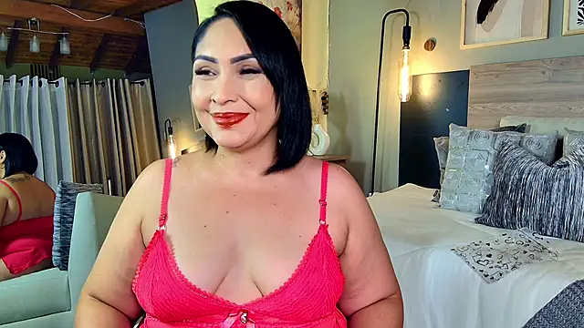 Madissononee online show from April 9, 2026, 1:49 am