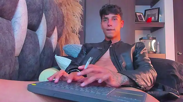 I Gabriel online show from January 5, 2025, 1:45 am