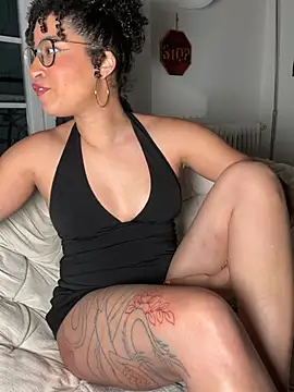 Lauyako online show from March 21, 2026, 6:00 pm