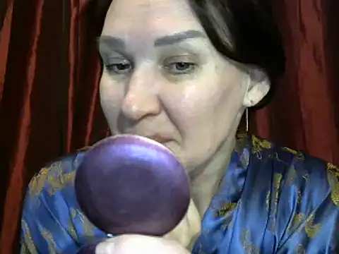 Snapshot of PrettyAndWild chatting on December 5, 2024, 2:55 pm PrettyAndWild online show from December 5, 2024, 2:55 pm