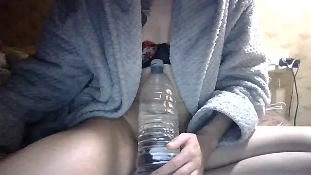 Snapshot of fabiolagg chatting on December 4, 2025, 8:39 pm fabiolagg online show from December 4, 2025, 8:39 pm