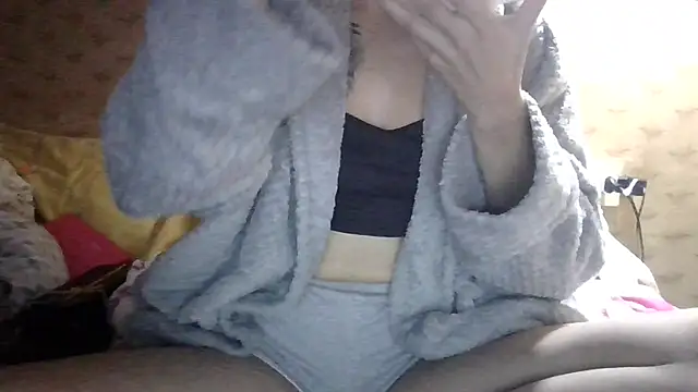 Snapshot of fabiolagg chatting on December 21, 2025, 11:28 am fabiolagg online show from December 21, 2025, 11:28 am