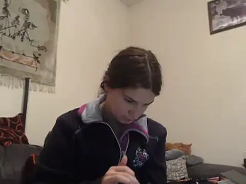 Snapshot of Geile-Luna chatting on October 29, 2025, 7:37 pm Geile-Luna online show from October 29, 2025, 7:37 pm