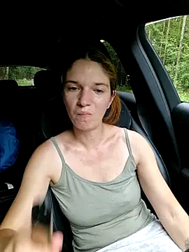 Snapshot of Geile-Luna chatting on June 28, 2026, 6:03 pm Geile-Luna online show from June 28, 2026, 6:03 pm