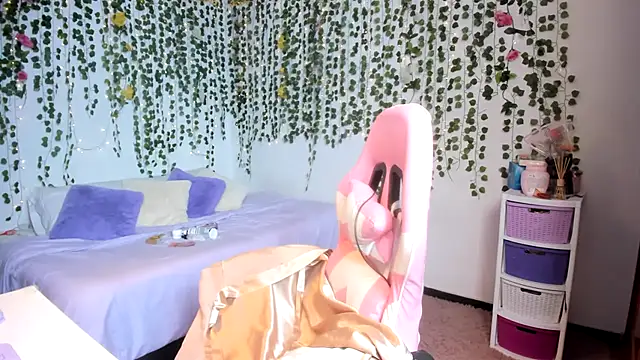 violeta milleer online show from September 10, 2025, 3:56 pm