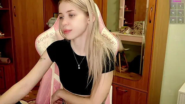 ho1yho1e online show from January 29, 2025, 7:04 am