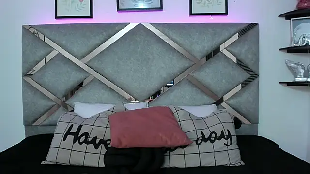 Keidy rose online show from March 22, 2025, 7:09 pm