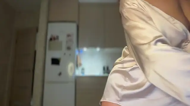 Butterfly-  online show from November 21, 2025, 11:53 am