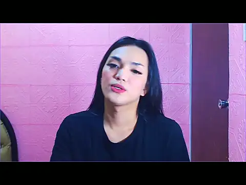 Snapshot of WONDERWOMAN2023 chatting on October 10, 2025, 1:04 am WONDERWOMAN2023 online show from October 10, 2025, 1:04 am