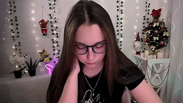 SweetPrincess  online show from December 4, 2025, 7:39 am