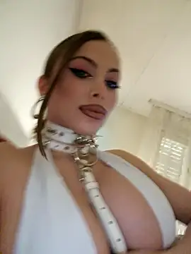 TamaraSavage online show from January 12, 2025, 9:30 am