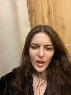 little belucci online show from February 1, 2025, 3:50 pm