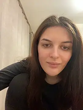 little belucci online show from March 16, 2025, 8:54 pm