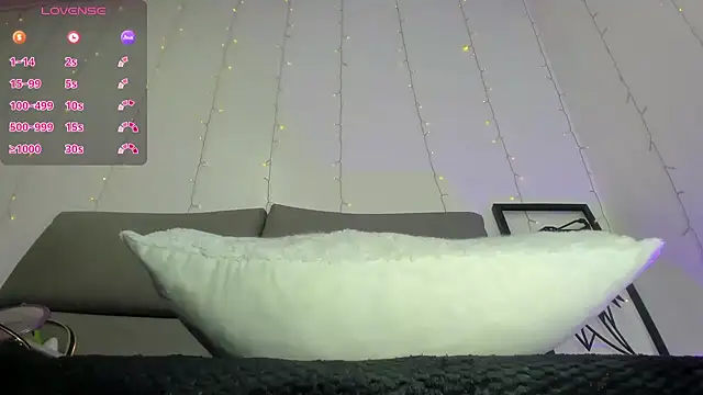 ADELINA CONTE online show from December 30, 2024, 7:42 pm